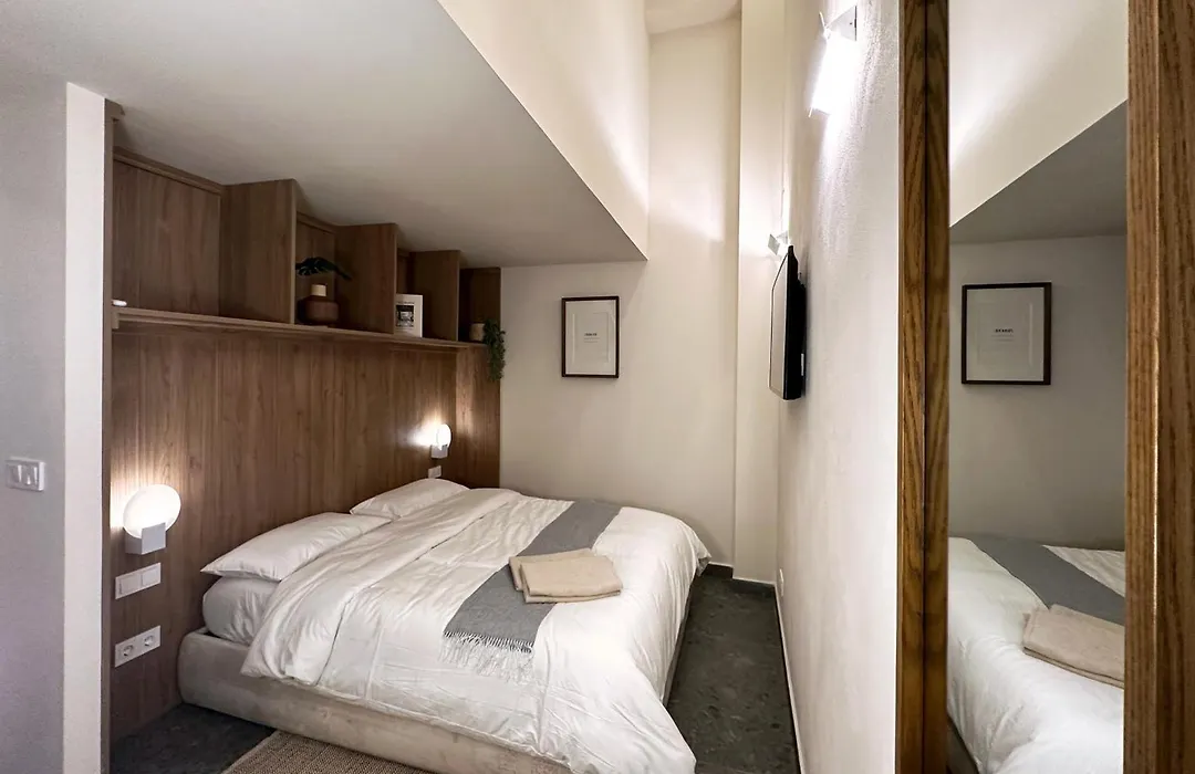 Boutique Design Apartments & Studios-1